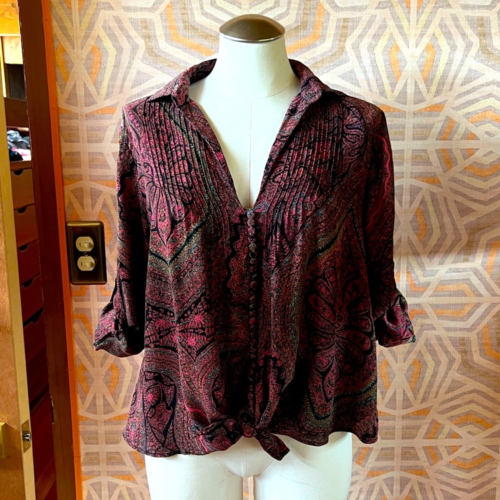 Elizabeth & James Silk Paisley Boho Tie Front Blouse -size Small